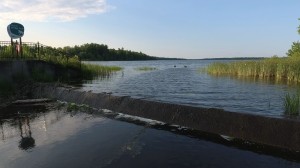 Dam 